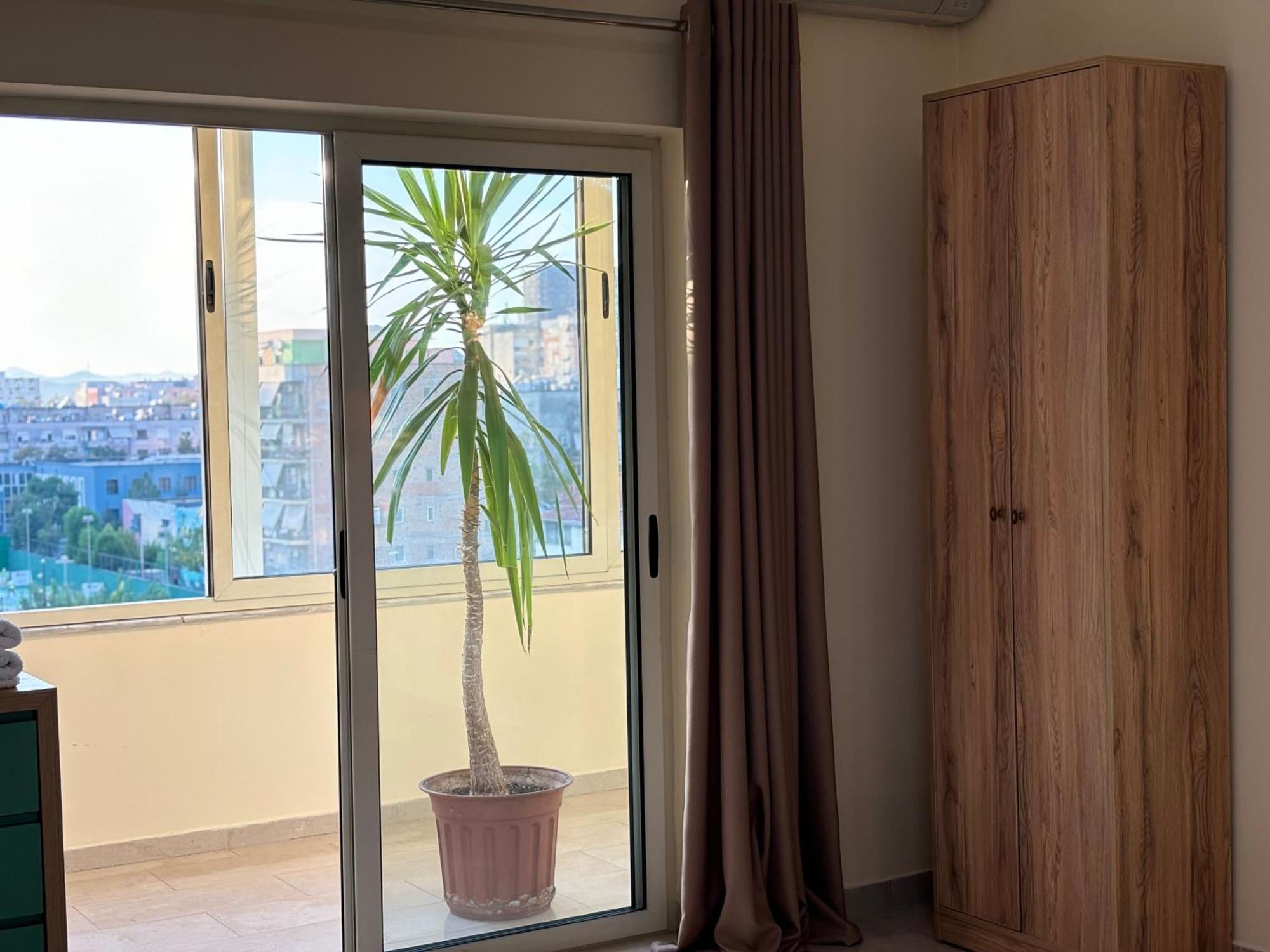 Tam 2Bdr Center Taiwan Apartment ティラナ エクステリア 写真