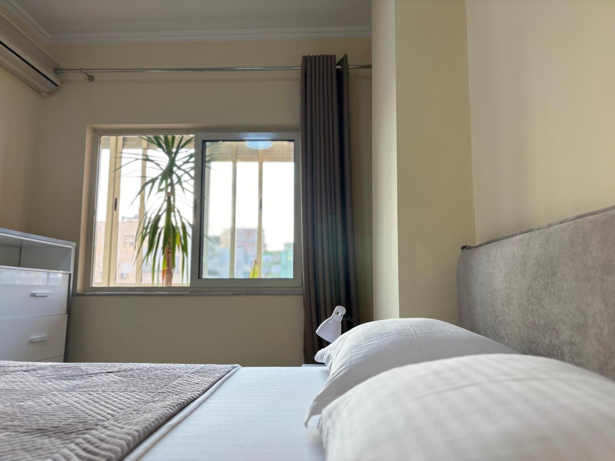 Tam 2Bdr Center Taiwan Apartment ティラナ エクステリア 写真